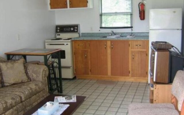 Summerside Motel