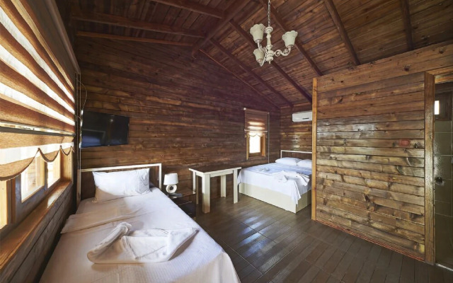 Ada Motel