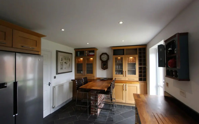 Immaculate 4Bd Family Home In Lee On The Solent