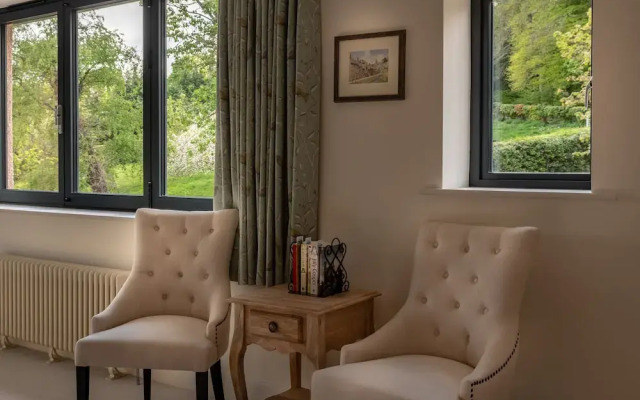 Woodchester Valley House