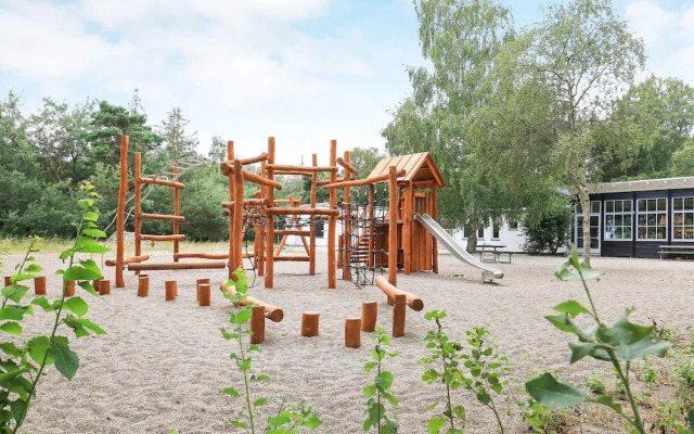4 Person Holiday Home on a Holiday Park in Vaeggerlose