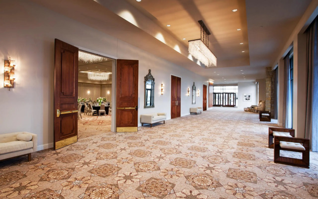 Sheraton McKinney Hotel