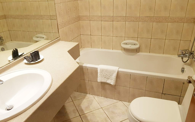 Uptown Hotel Apartments Abu Dhabi, Apart Hotel