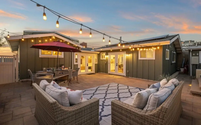 Swami's Sunset 3 Bedroom Home by RedAwning