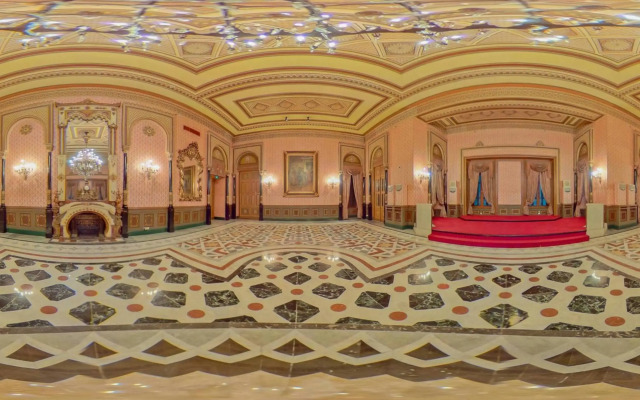 Cairo Marriott Hotel & Omar Khayyam Casino