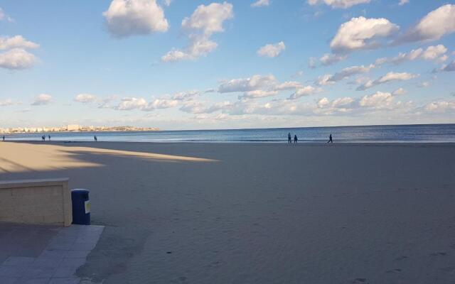 Alicante old city & beach appartment