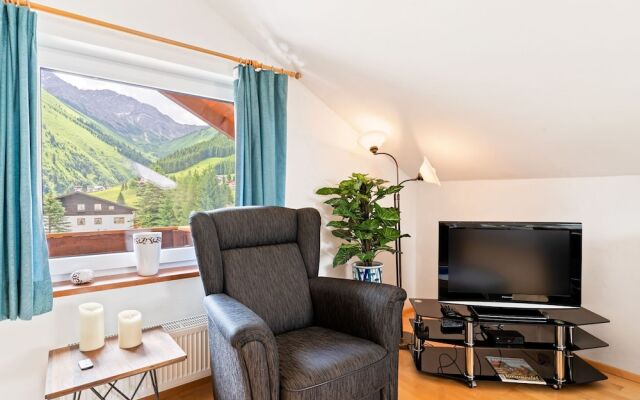 Spacious Apartment in Berwang near Ski Area