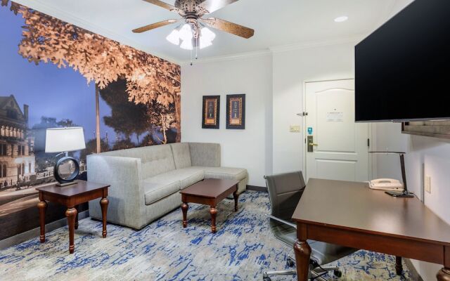 Holiday Inn Express Hotel & Suites Sulphur Springs
