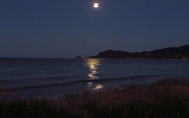 Omarama Oasis - Permaculture Glamping