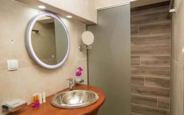 Limonero New City Apartment 1 with Private Parking