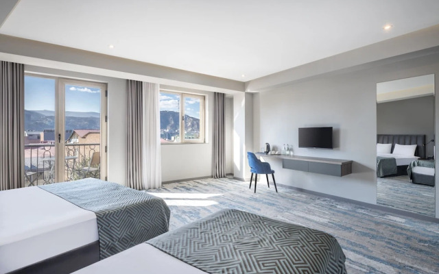Hotel Address 9D
