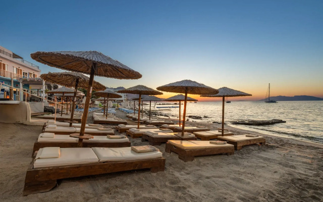 Cabana Blu Lifestyle Boutique Hotel & Suites