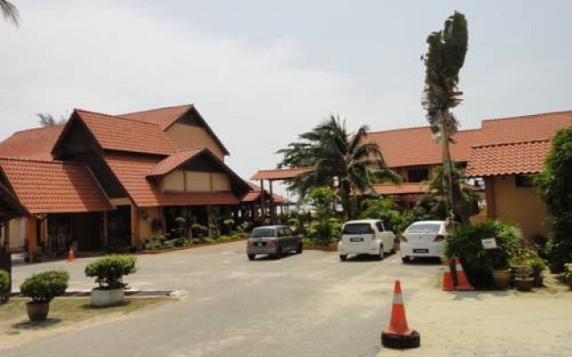 Batu Burok Beach Resort