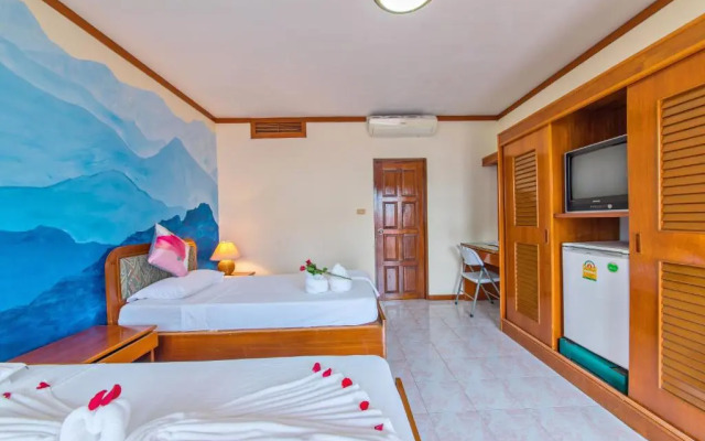 Panda Hotel（Patong Beach）