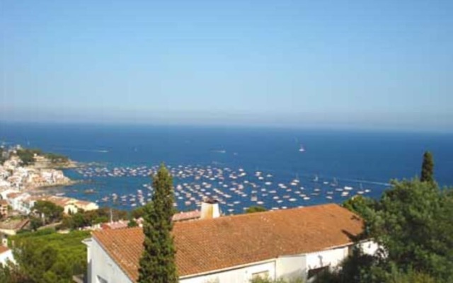 Apartment in Calella de Palafrugeel - 104292
