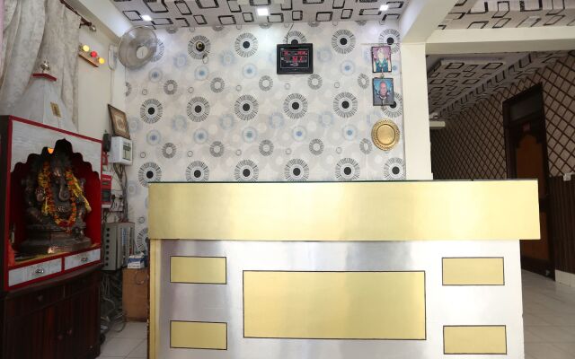 OYO 22662 Hotel Shivam