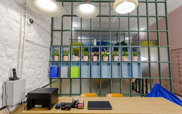 Back2Me - Hostel