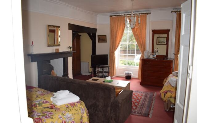 Harmondsworth Hall Guest House Heathrow