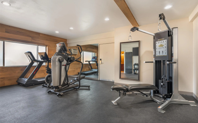 Best Western Plus Clocktower Inn