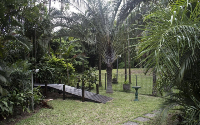 Avalone Guest House