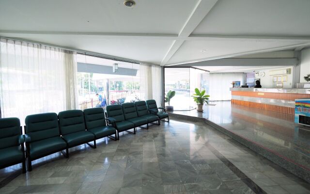Pachara Hotel and Restaurant
