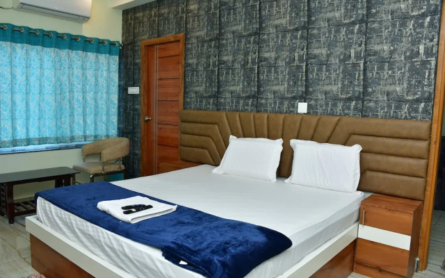 Kavuri Grand