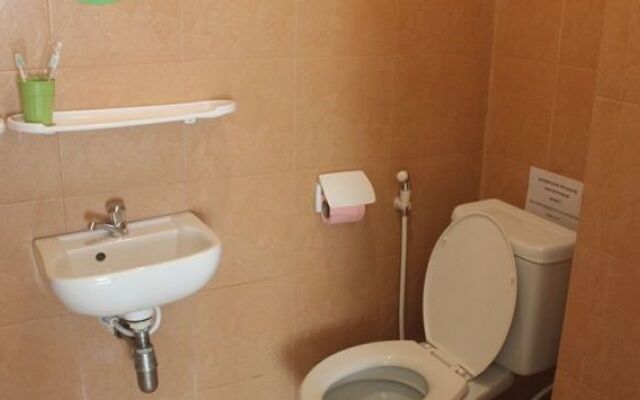 Our Joint Hotel & Guesthouse
