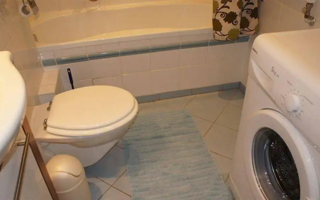2-Room Apartment Emdener Strasse