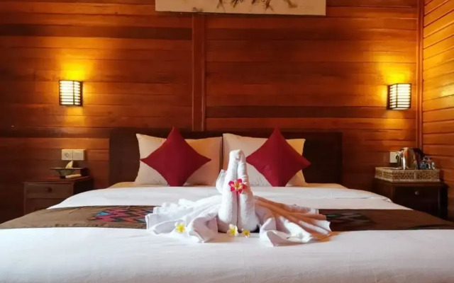 Kamasan Cottage By Reccoma