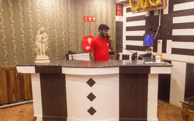 Hotel Nilgiris Inn
