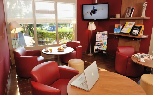 Campanile Clermont-Ferrand ~ Aubière