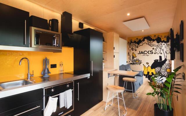 The Hive - Unique Cabin in Millport
