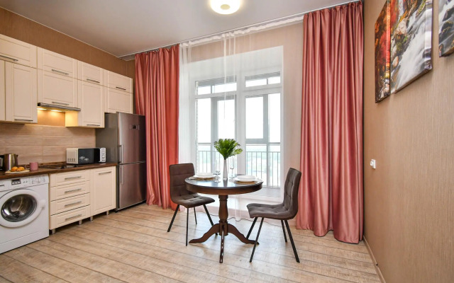 Суточно на улице Авиаторов 21