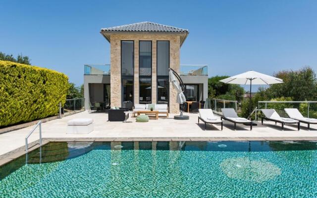 Seacrete villas
