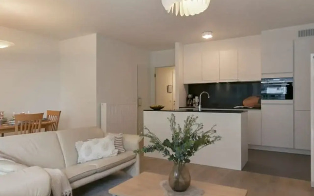 Cosy Family Apartment With Parking Near the Beach