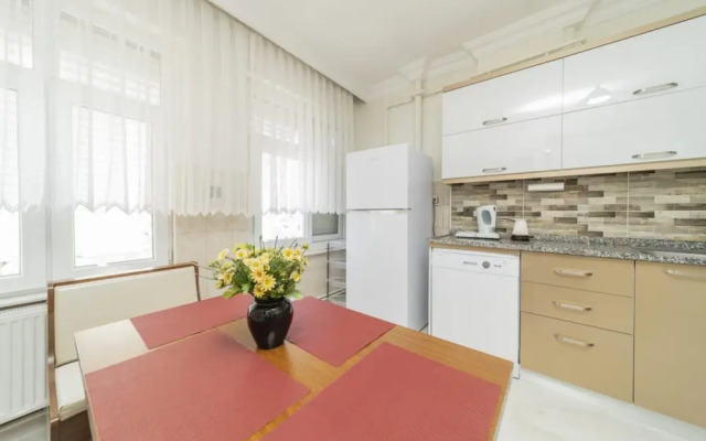Central and Pleasant Flat in Muratpasa