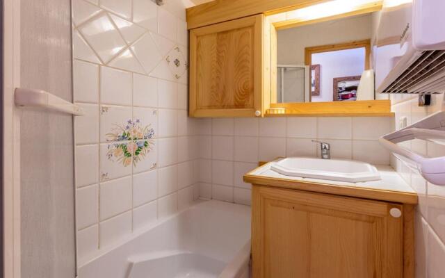 Appartement Méribel, 2 Pièces, 6 Personnes - Fr-1-355-9