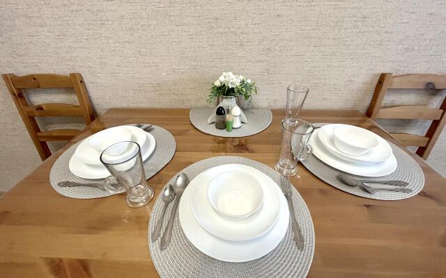 4 Сезона на бульваре Давлеткильдеева 18