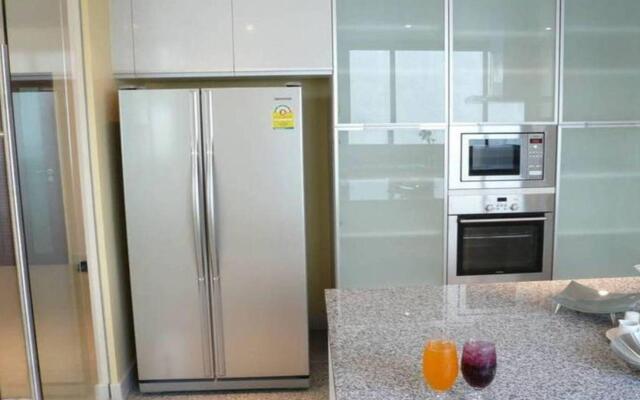 Seven Place Executive Residence