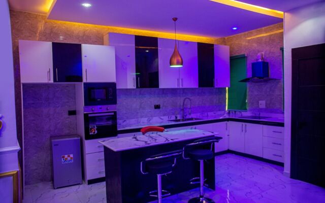 RichVilla Apartments & Hotels