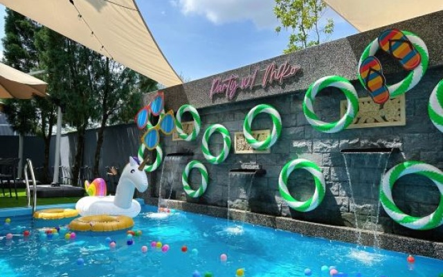 Private Pool Modern Holiday Home @ Mount Austin JB – Pool – Johor Bahru