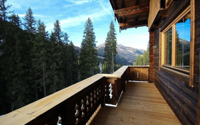 Montana Aparthotel