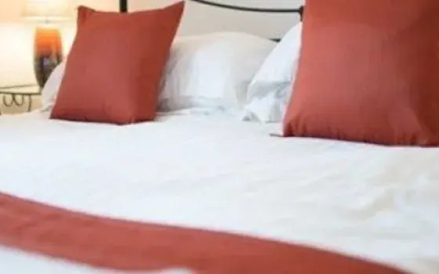 Terracotta Suite