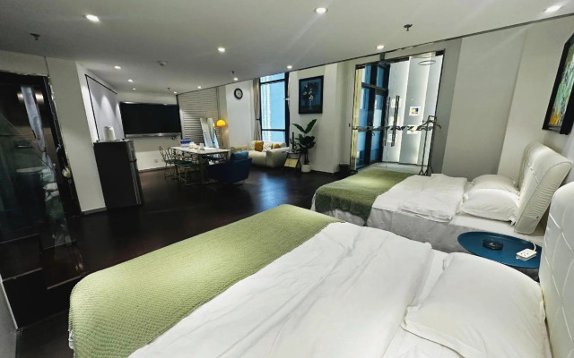 The Roost Hotel