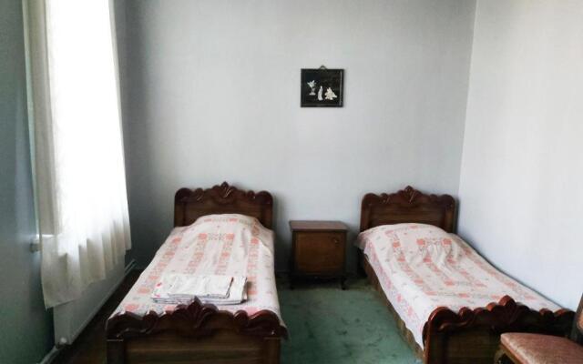 Guest House Tall Rooms