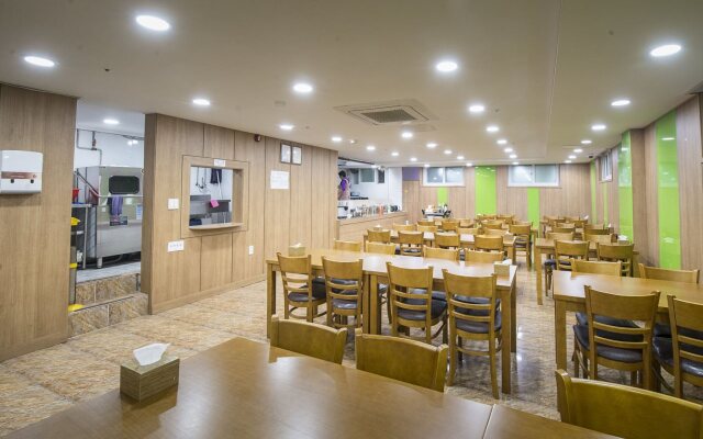 Champion Hotel Jeju
