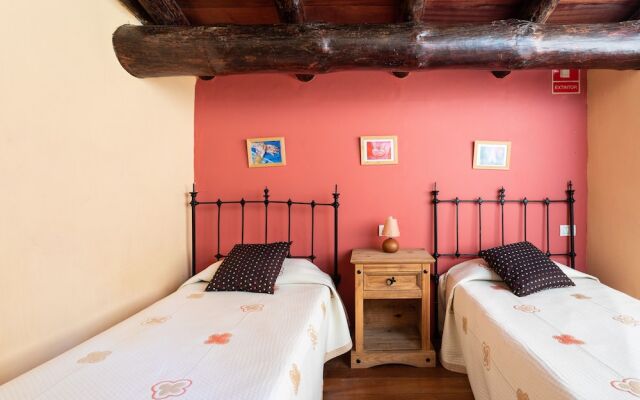 HomeLike Charming Rustic House El Pinar
