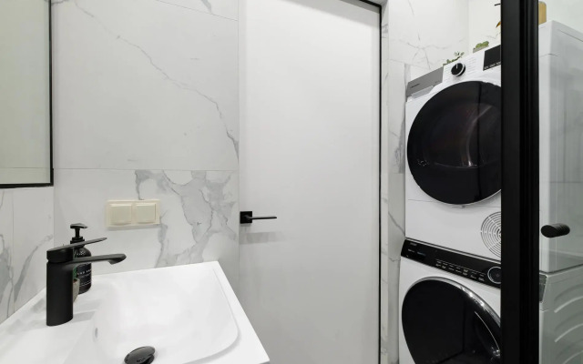 Happy House (Хэппи Хаус) на набережная Нагатинская 10 А, В