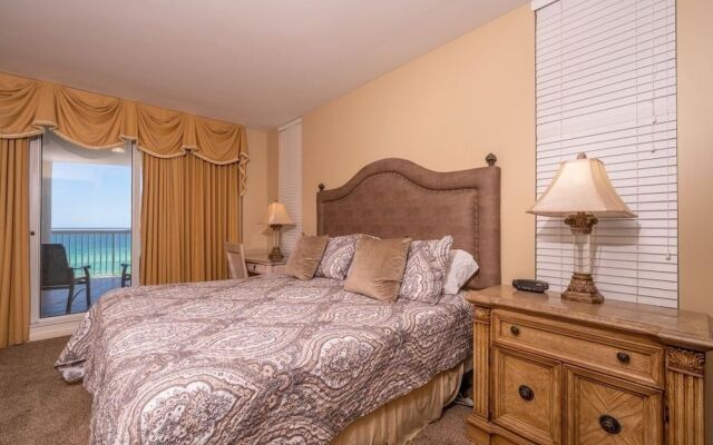 Barefoot Bliss - 3 Br condo by RedAwning