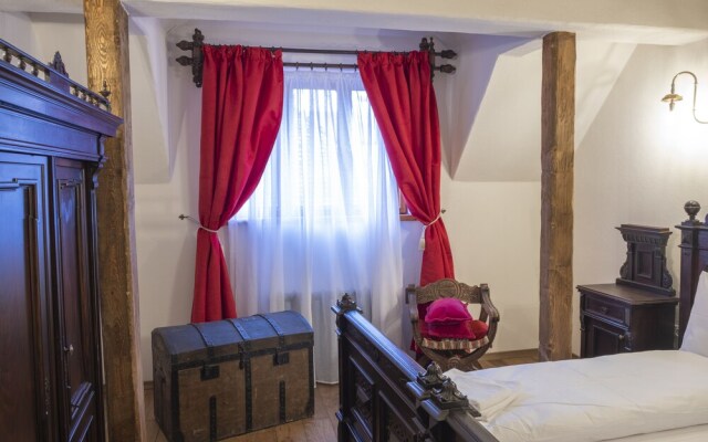 The Throne Boutique Hotel